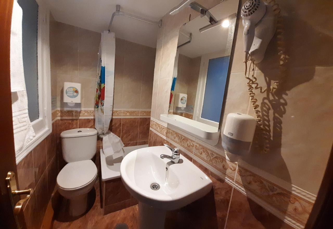 Hostal Verdemar Gijon Luaran gambar